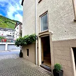 Zur Gasse Apartament *