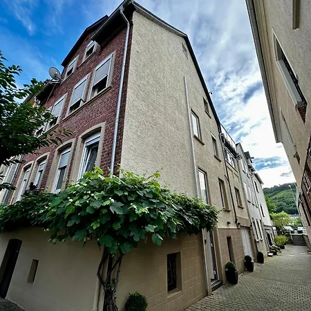 Zur Gasse Zell an der Mosel